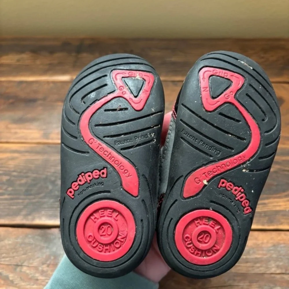 Stride Rite‎ kids shoes